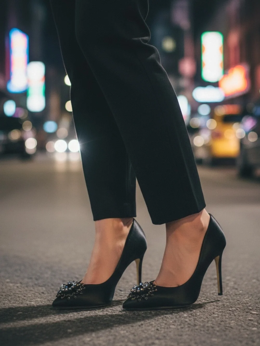 TED BAKER Brydien Brooch Pump Black 38/7.5